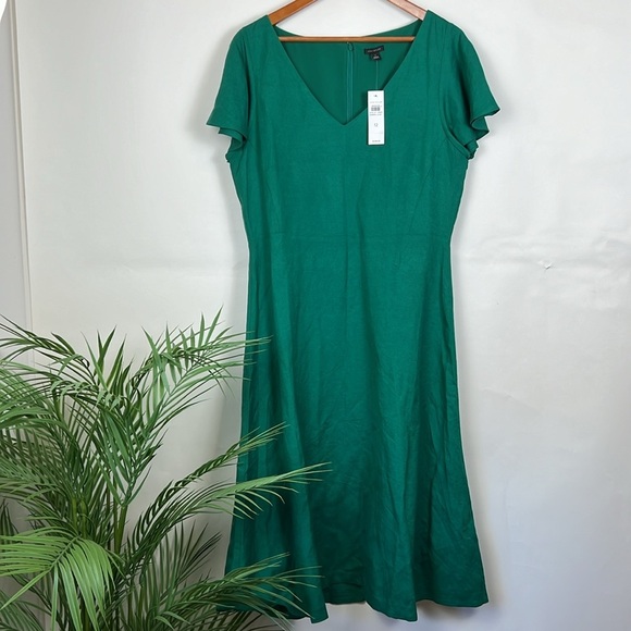 Ann Taylor Dresses & Skirts - NWT Ann Taylor Linen Dress Emerald Green Fit Flare Midi 12
